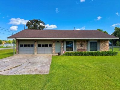 Property at 5403 3rd St, Danbury, TX