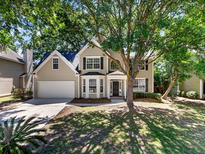 2738 Seastrand Ln