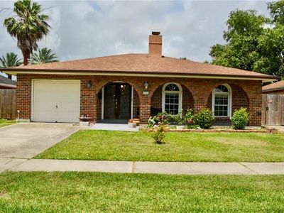636 Diplomat St