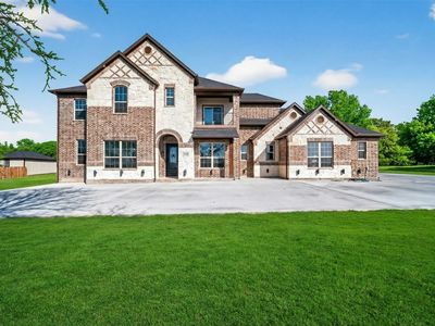 1530 S Houston School Rd