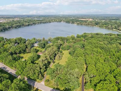 1330 North Dousman ROAD