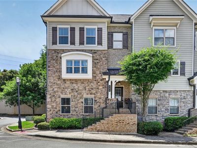 564 Henry Dr