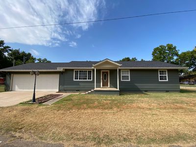 Property at 401 N Quincy St, Commerce, OK