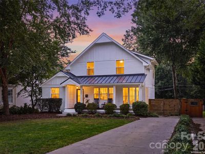 2424 Kingsbury Dr
