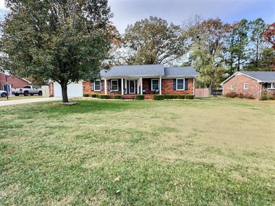 1502 Canterbury Dr