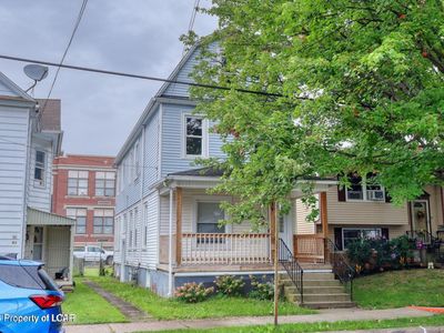 39 John St