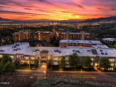 3075 E Kennedy Dr APT 210