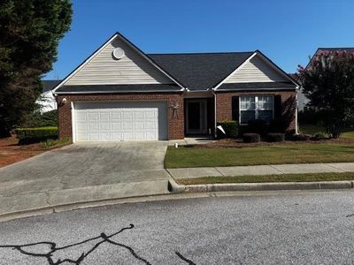 977 Village View Cir