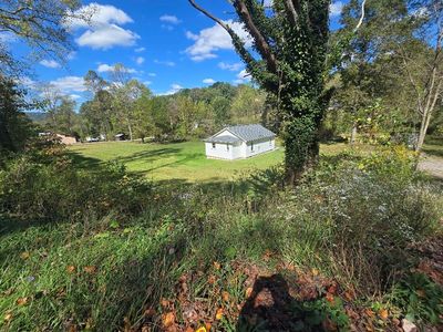 1214 N Sand Branch Rd