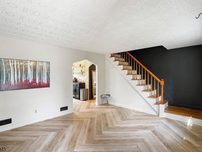 74 Starmond Ave
