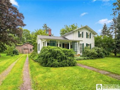 19 Spring St