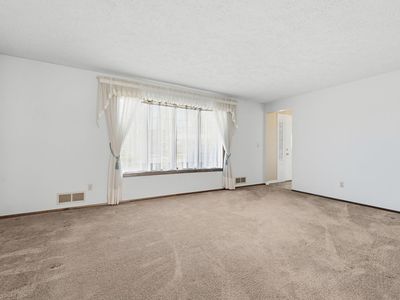 1608 Tamarack Dr