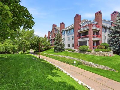 7540 Edinborough Way APT 1111