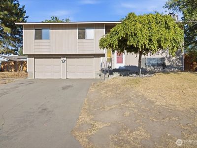 Property at 1330 Semillon Place, Prosser, WA
