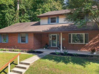1436 Woodhaven Dr