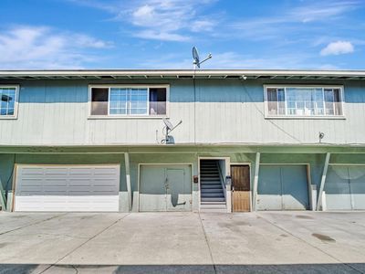 188 Sunset Blvd
