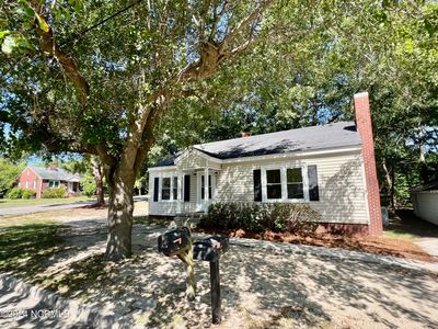 512 Henderson Street