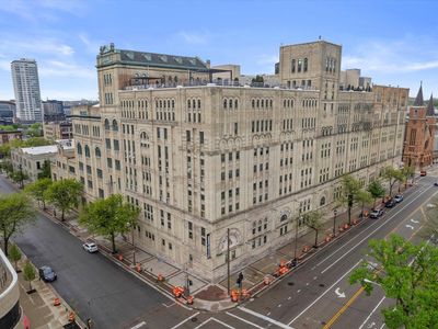 270 East Highland AVENUE #1031