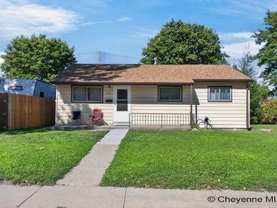 110 Ahrens Ave