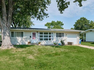 Property at 195 Grenoble Ln, Florissant, MO