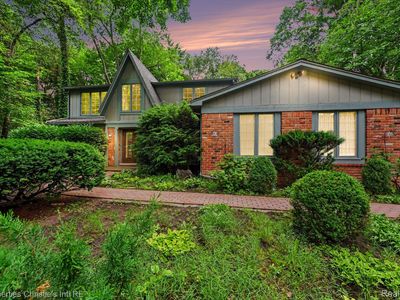 393 Eckford Cir