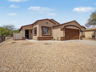 5919 E Chaucers Dr