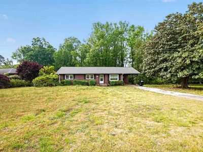 1008 Fairfield Dr