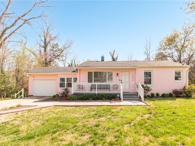 1904 S Ashland Dr