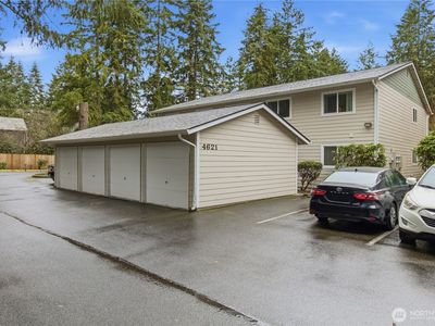 4621 Grandview Drive W Unit C