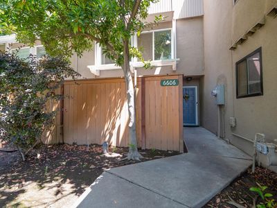 Property at 6606 N 3rd St, Fresno, CA