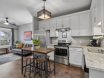 1319 W Main St #107