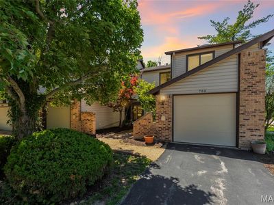 700 Windy Ridge Dr