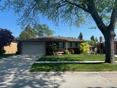 11151 Irvington Dr