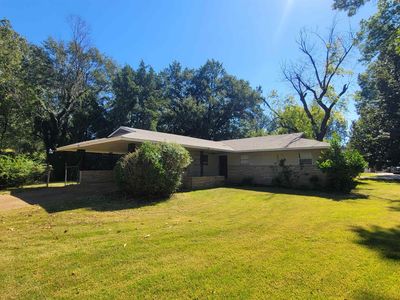 4056 Hermitage Dr