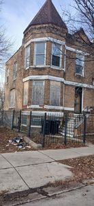 112 N Kilbourn Ave