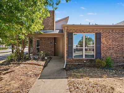 2700 Meadow Park Dr