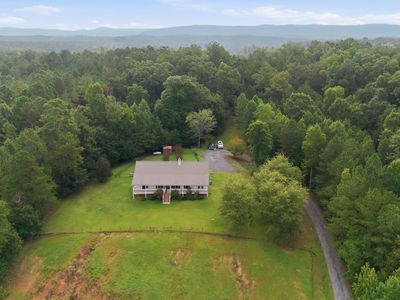 557 Waterford Ln