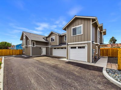 320 Ponderosa Ct