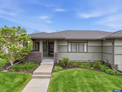 595 Penrose Dr