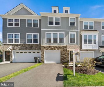 10539 Waterbury Woods Way