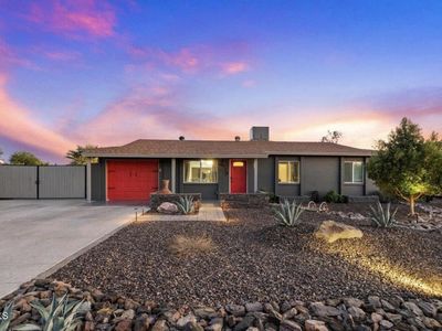 9813 E ADOBE Road