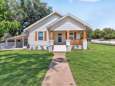 71 Crown Rd