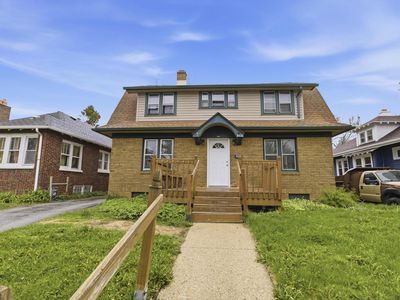 2432 N 55th STREET