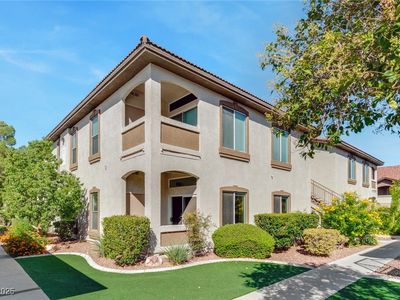 2305 W Horizon Ridge Pkwy APT 1111