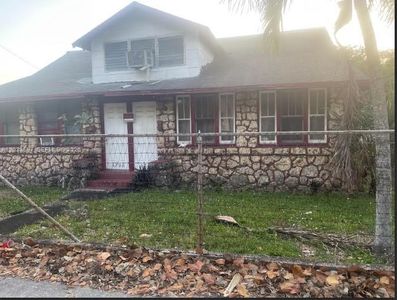 5700 NW 9th Ave