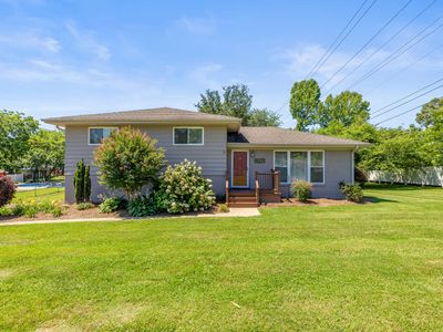 4000 Patton Dr