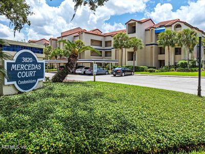 3820 LA VISTA Circle UNIT 111