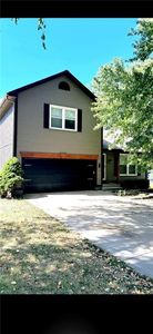 2221 NW Cove Ct
