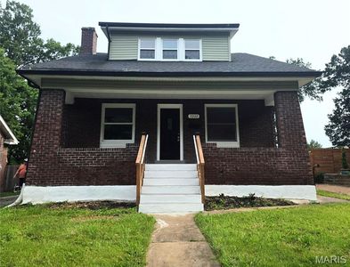 7332 Wellington Ave