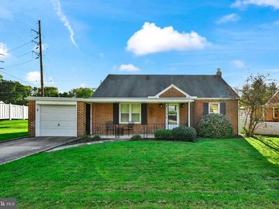 860 Hess Rd